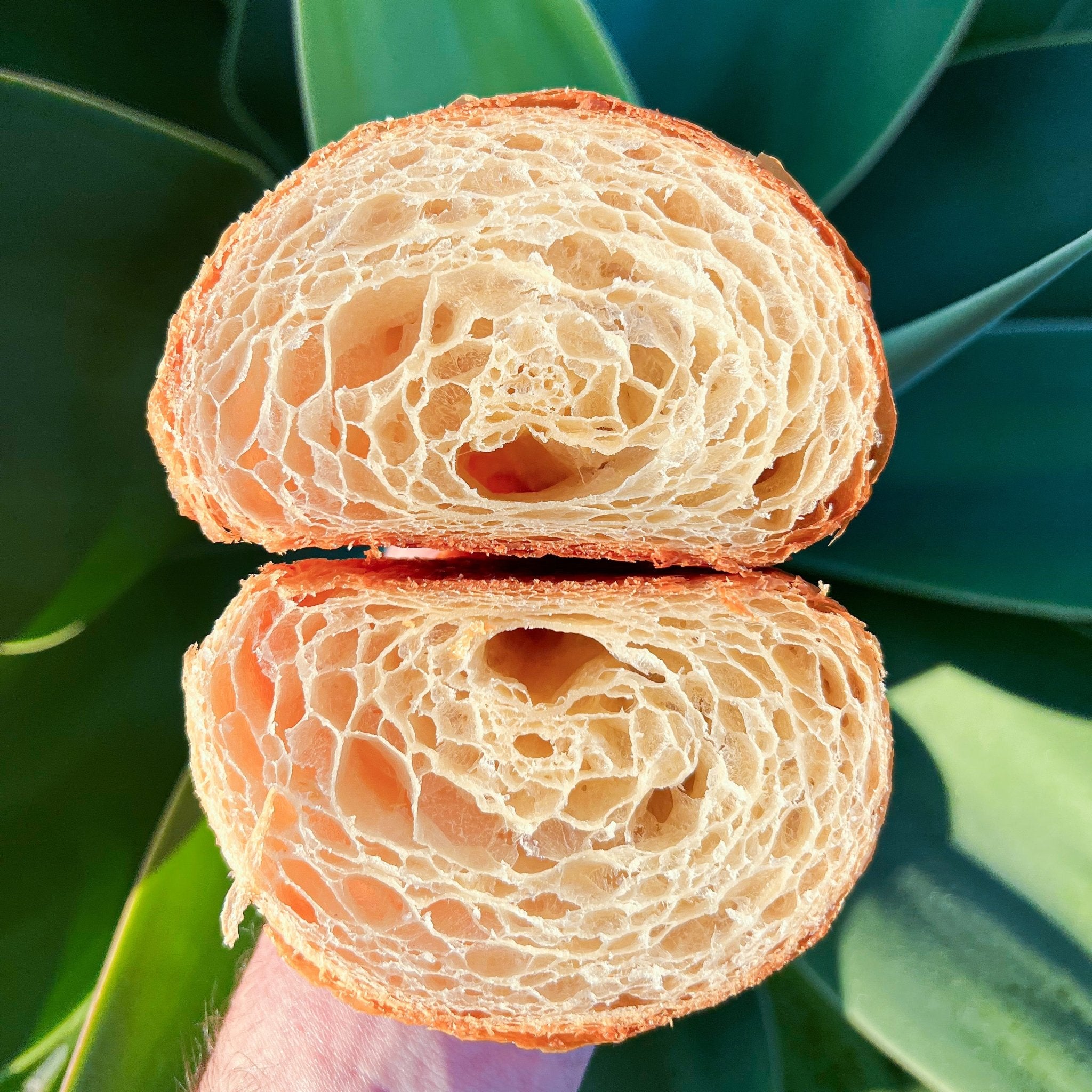 Croissants & Pastries - La Bouche