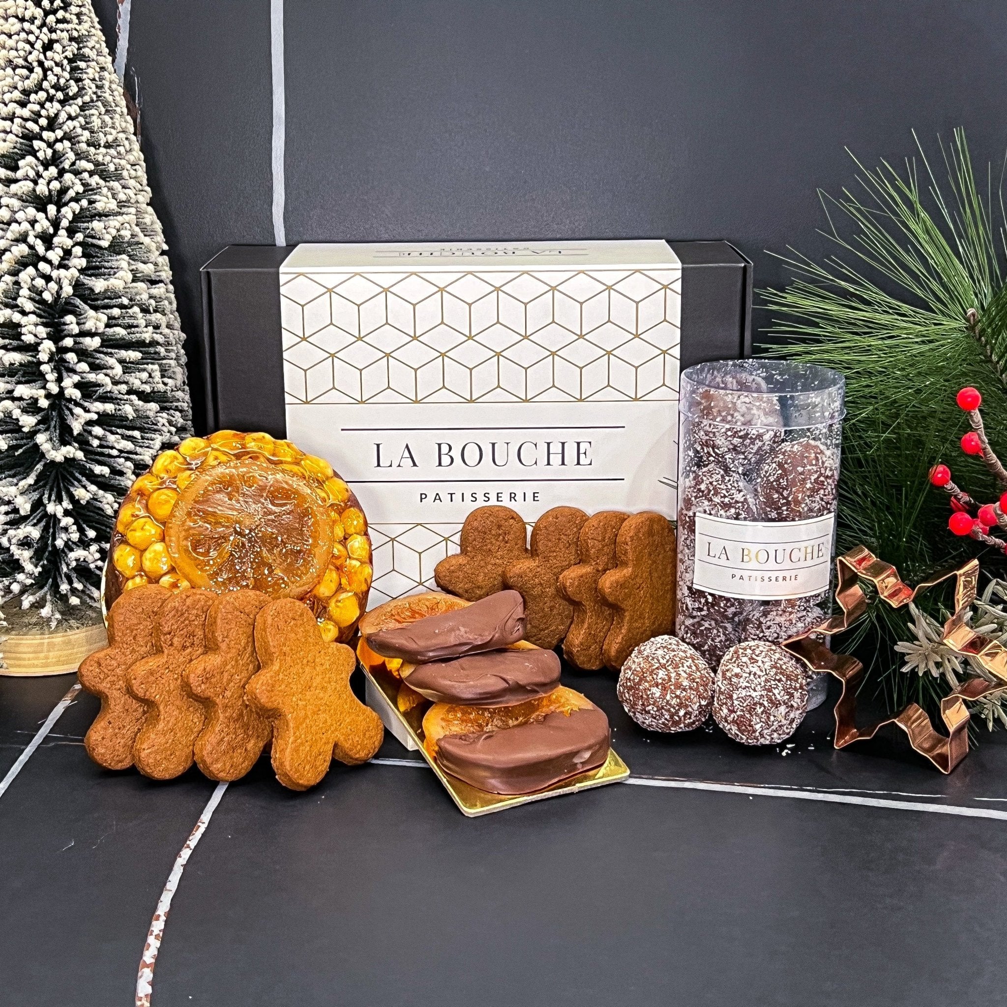 CHRISTMAS CAKE GIFT BOX - La Bouche