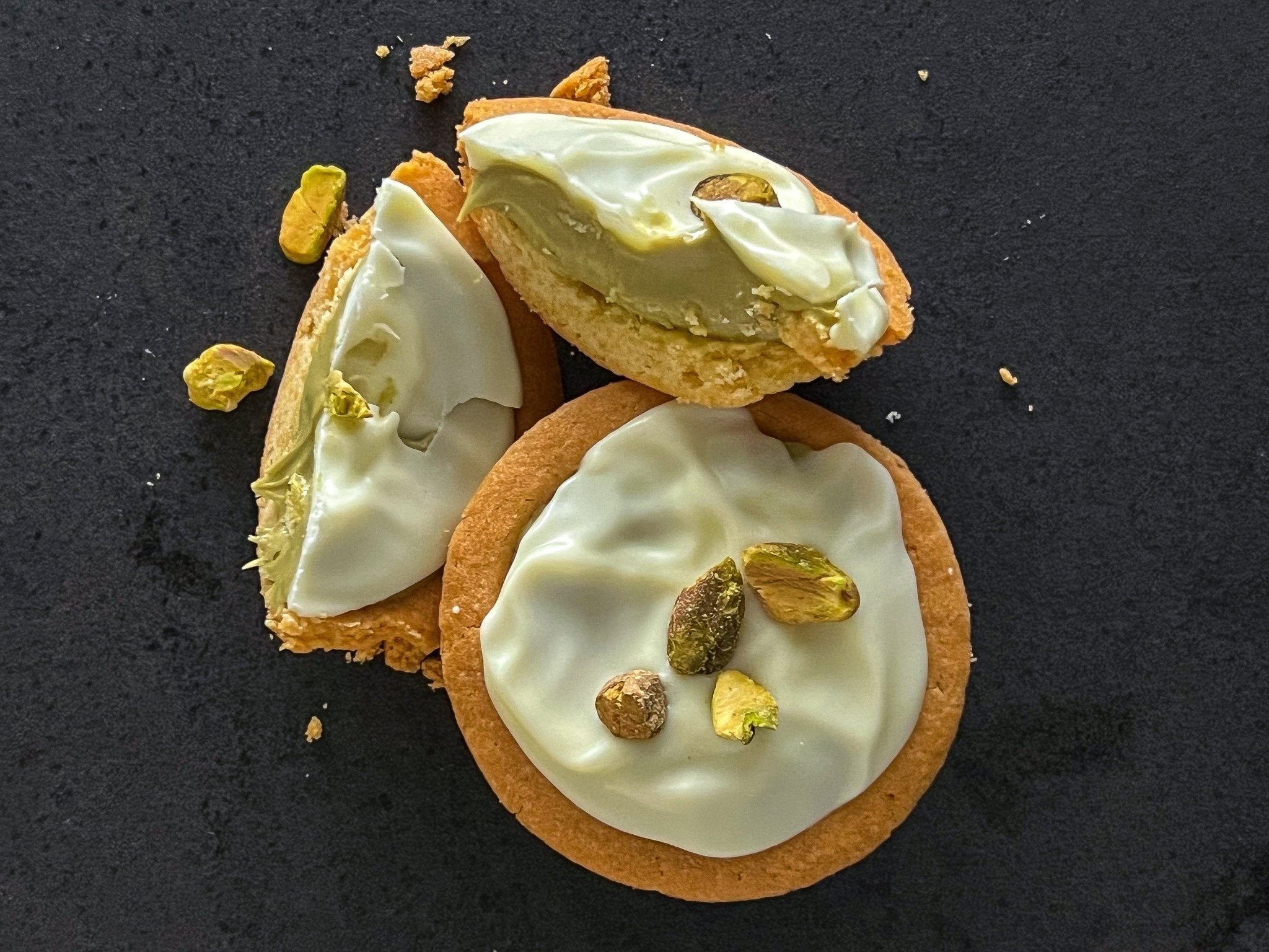 Pistachio Creme Bretons 4pk - La Bouche