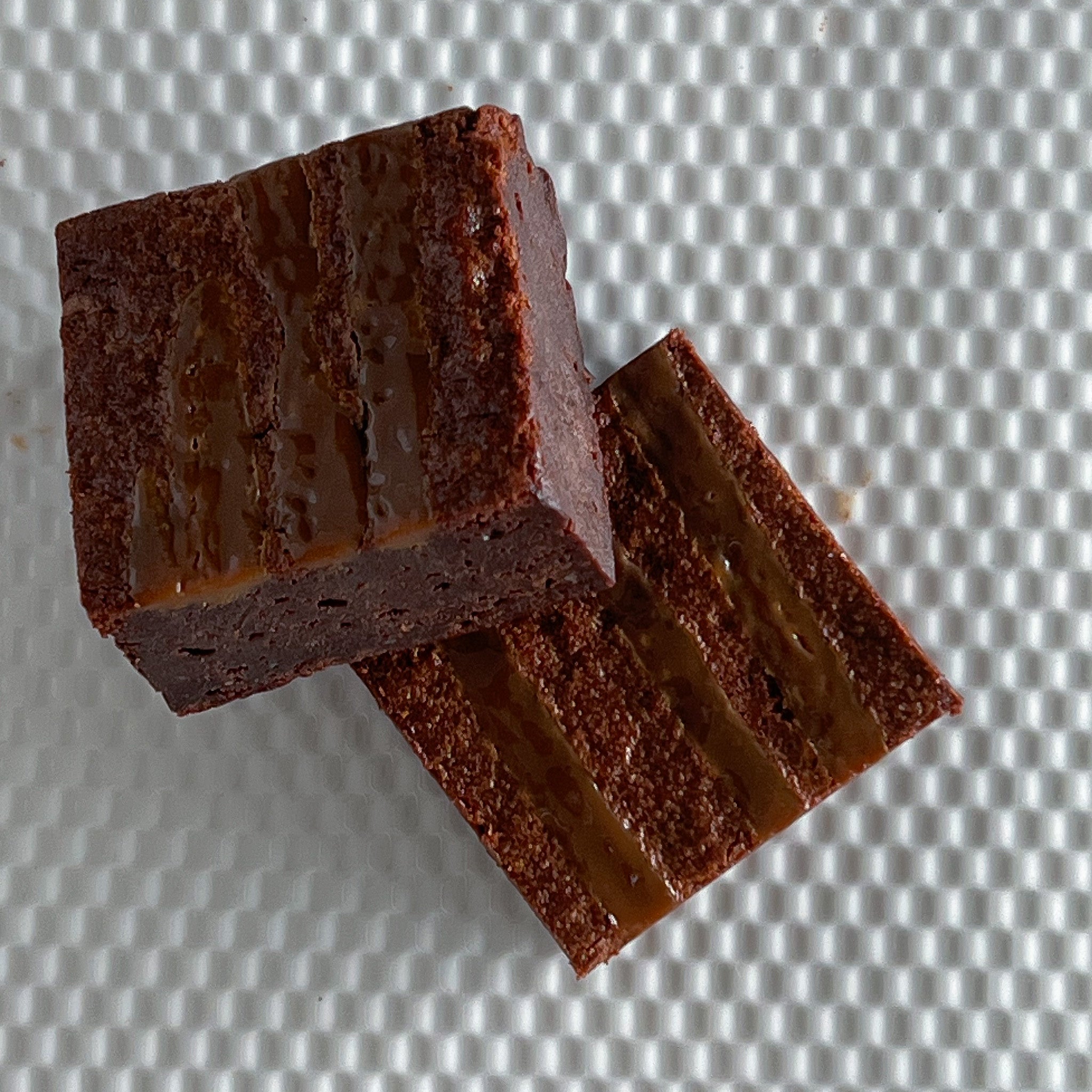 Salted Caramel Chocolate Brownie - La Bouche