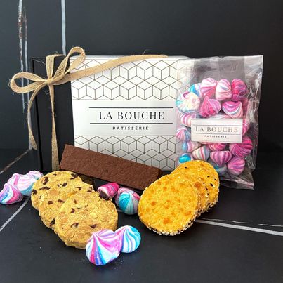 Sweet Petite Gift Box - La Bouche